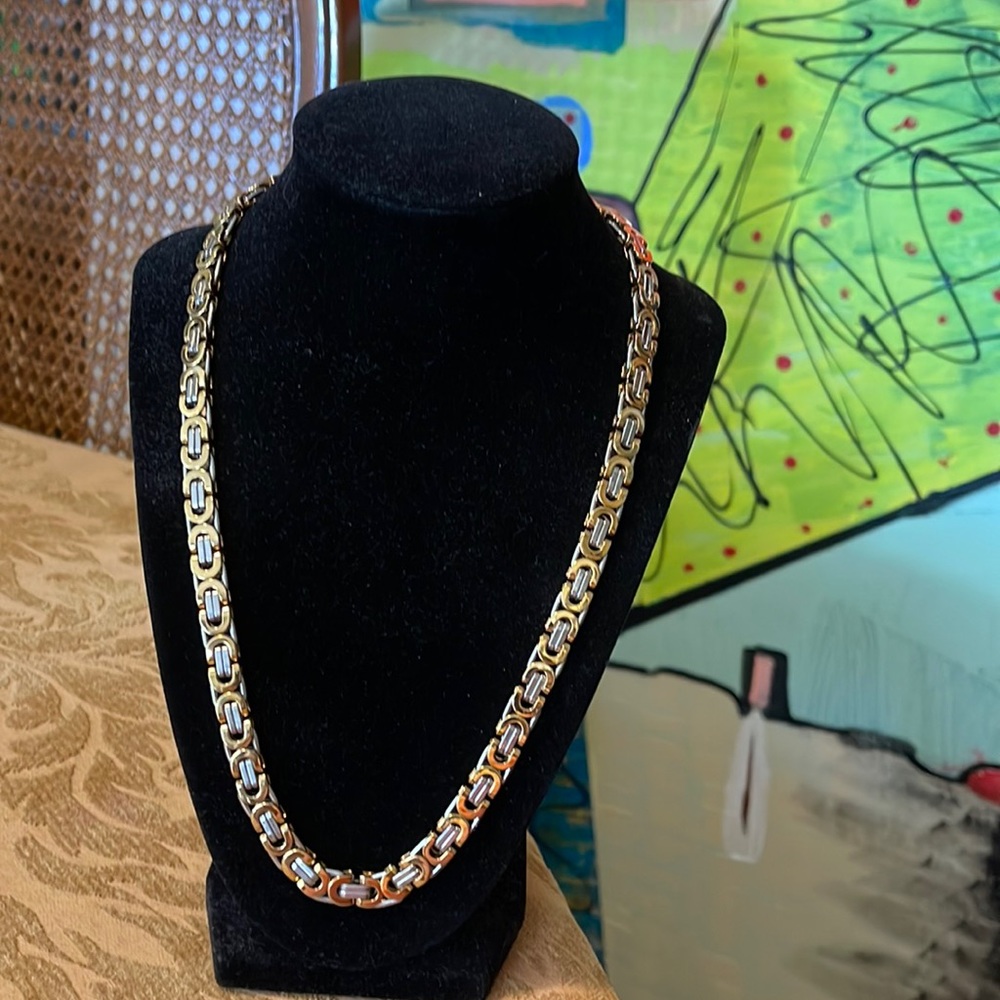 Used necklace
